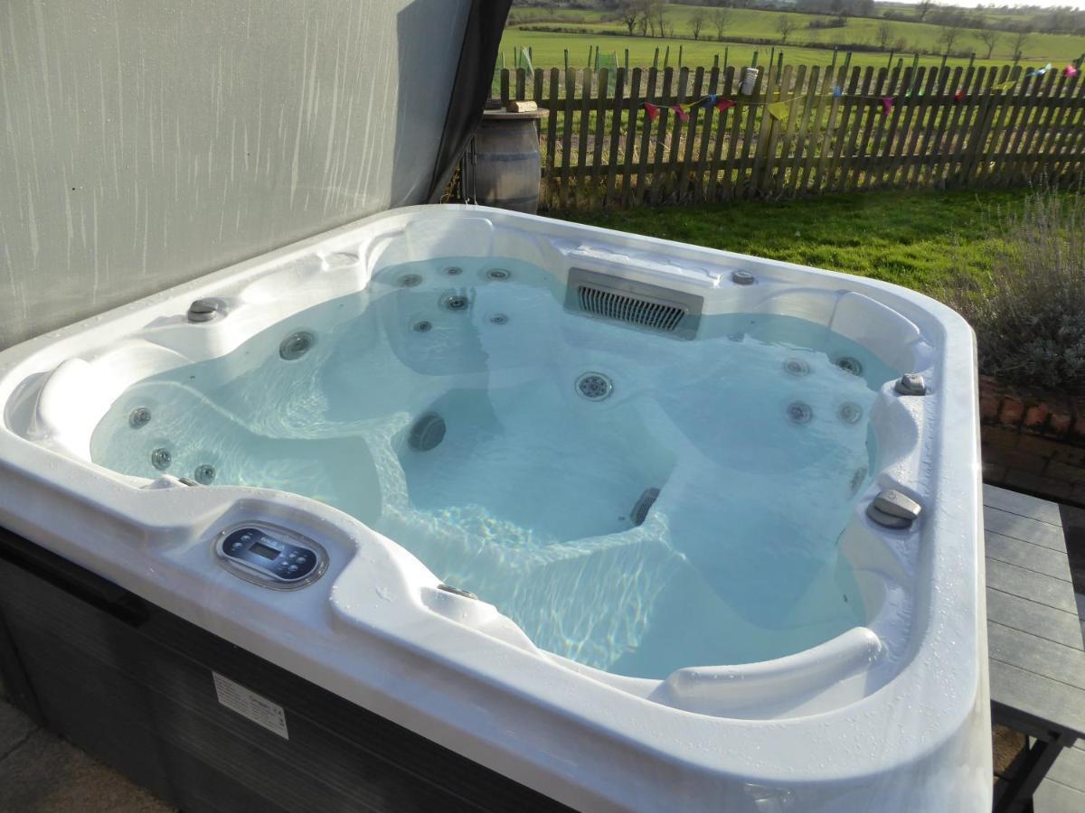 South View Country House Sleeps 12 - Hot Tub - Views Henley-in-Arden Exterior foto
